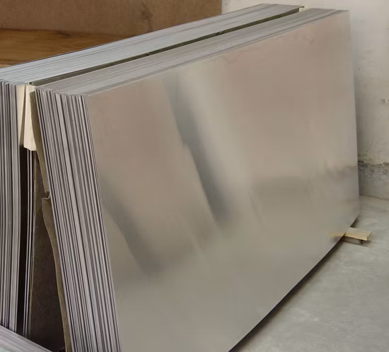 Piastra/lamiera in acciaio al carbonio laminata a freddo a caldo A36 A106 S235jr S355jo